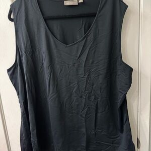 Croft &Barrow ladies 3X black nylon/spandex sleeveless shell. Never Worn